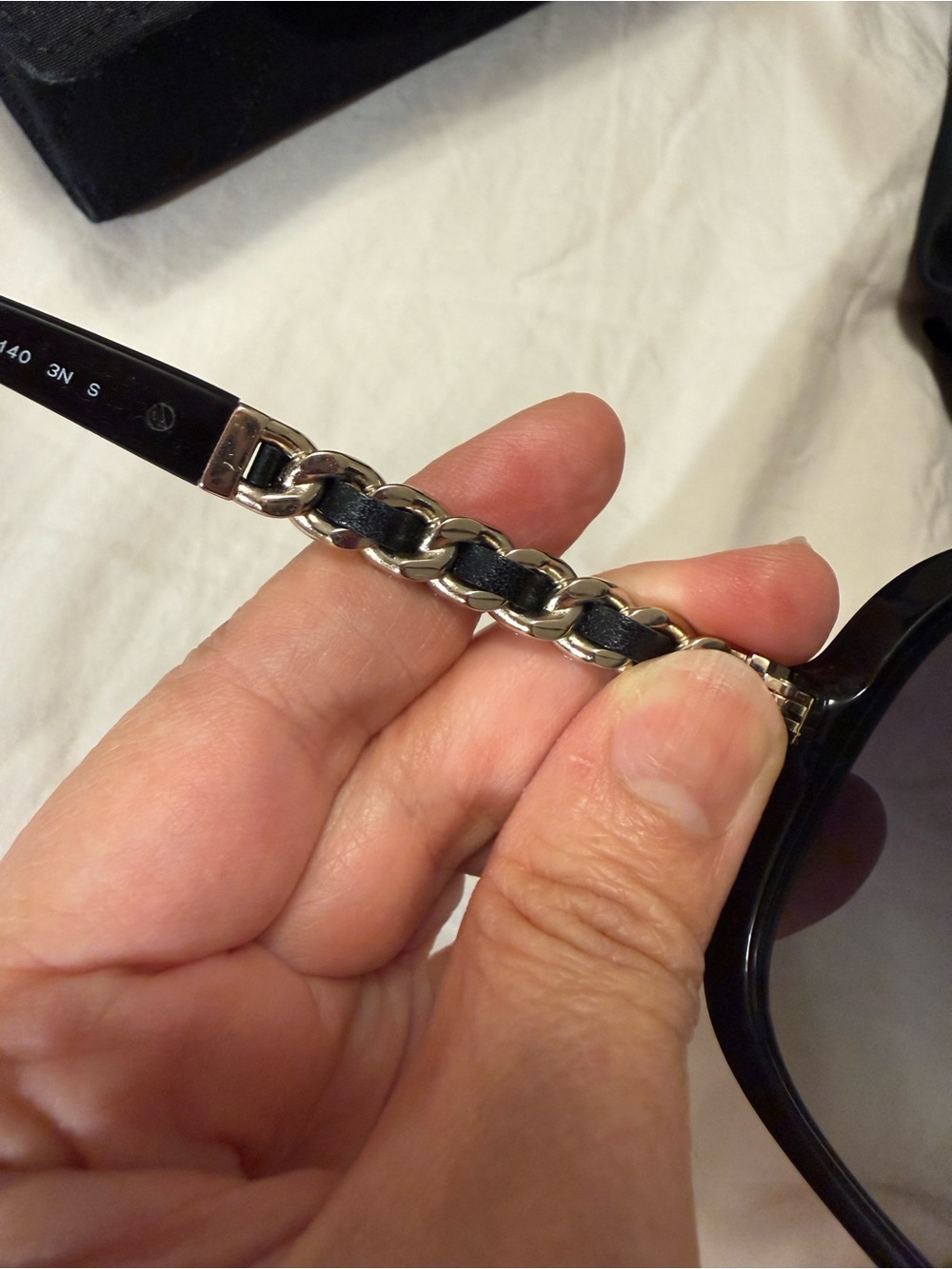 Used excellent condition ChanelBlack Oversized Square Sunglasses w/ Quilted Case - Picture 4 of 6